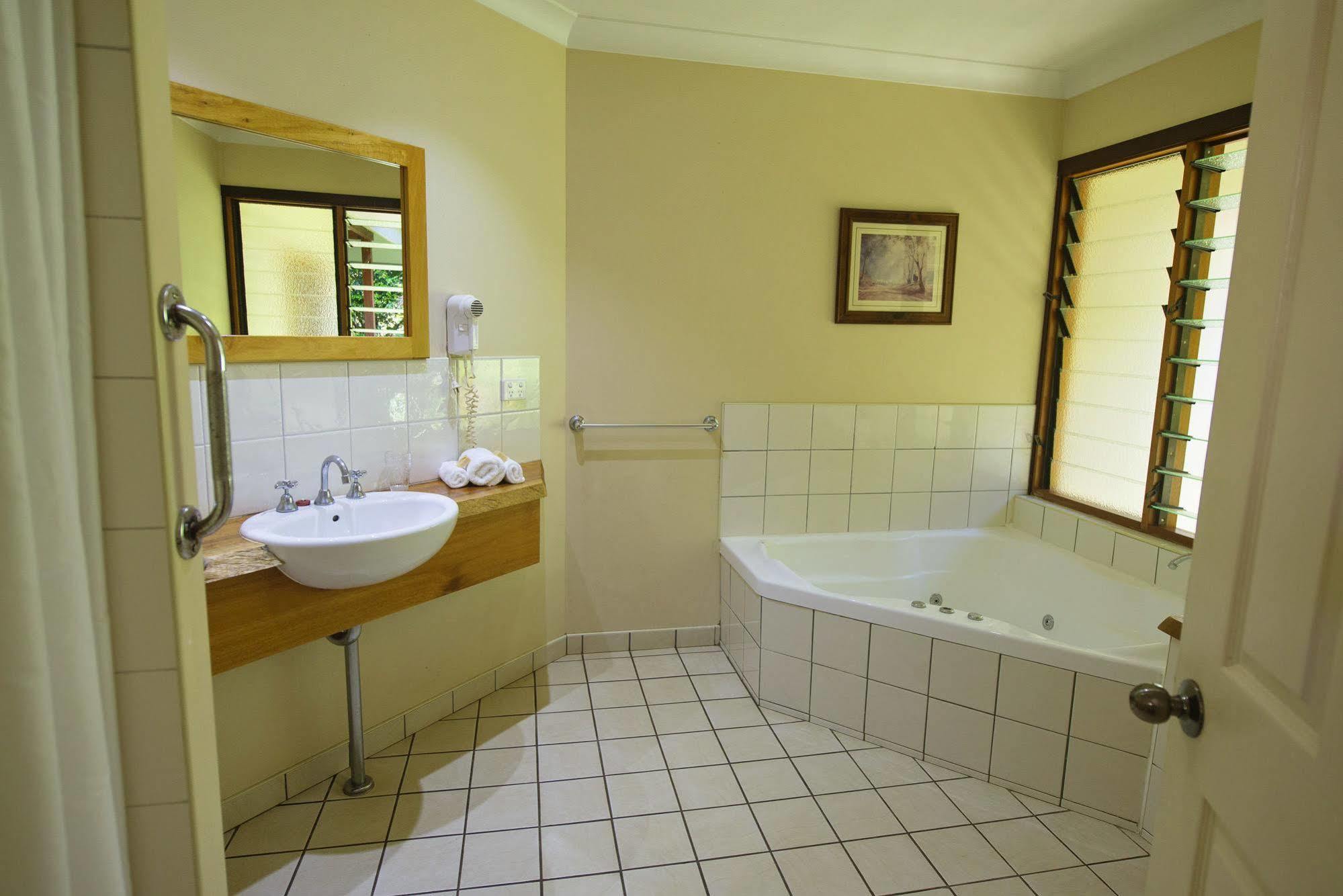 Allumbah Pocket Cottages Yungaburra Esterno foto